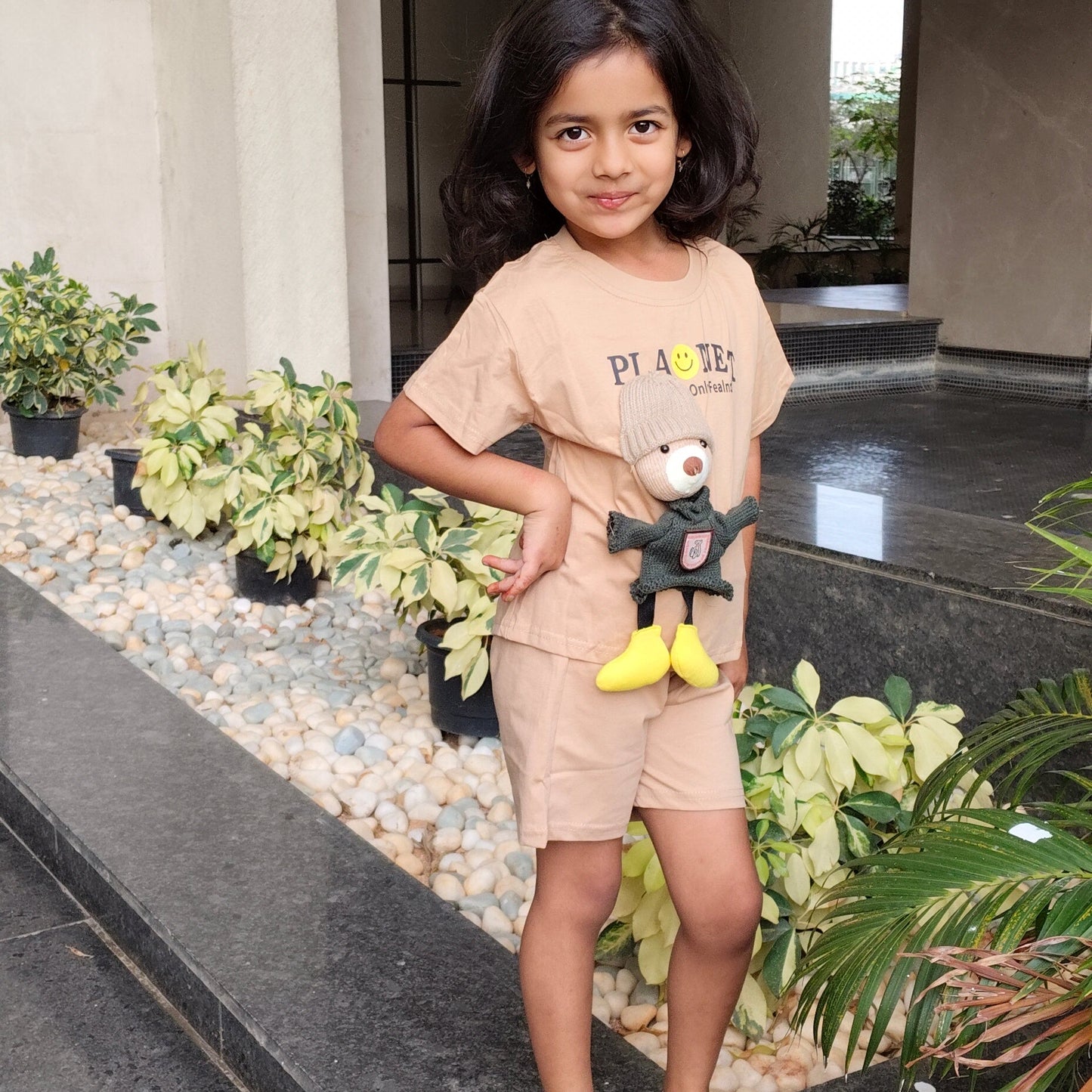 T-shirt & shorts set