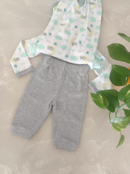 Sweetheart Dreams: 5-Piece Baby Girl Gift Set