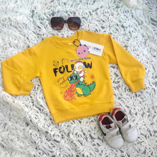 Yellow sweat-shirt